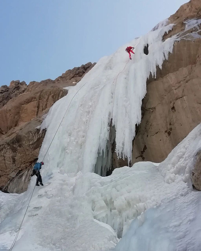 آبشار نوا -14011211 - 2